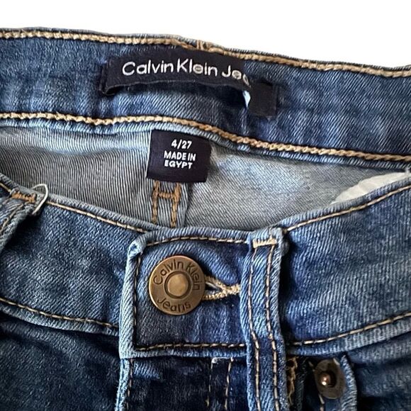 Calvin Klein Straight Leg Mid-Rise Denim Blue Jeans Size 4/27 - Picture 9 of 11